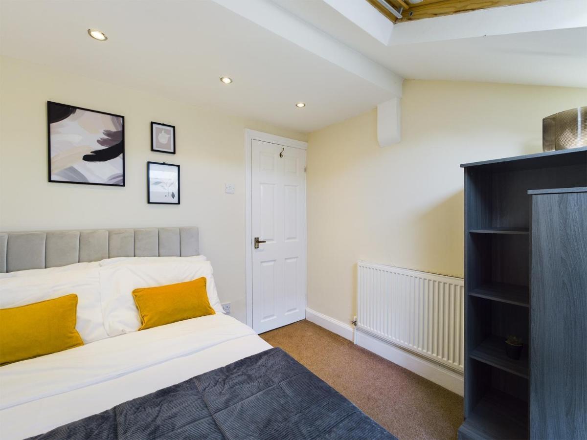 Modern 5 Bedroom House Near Lark Lane Liverpool Exterior foto